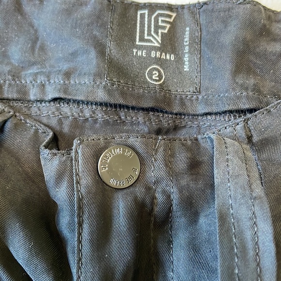 LF woman’s skirt - Picture 2 of 4